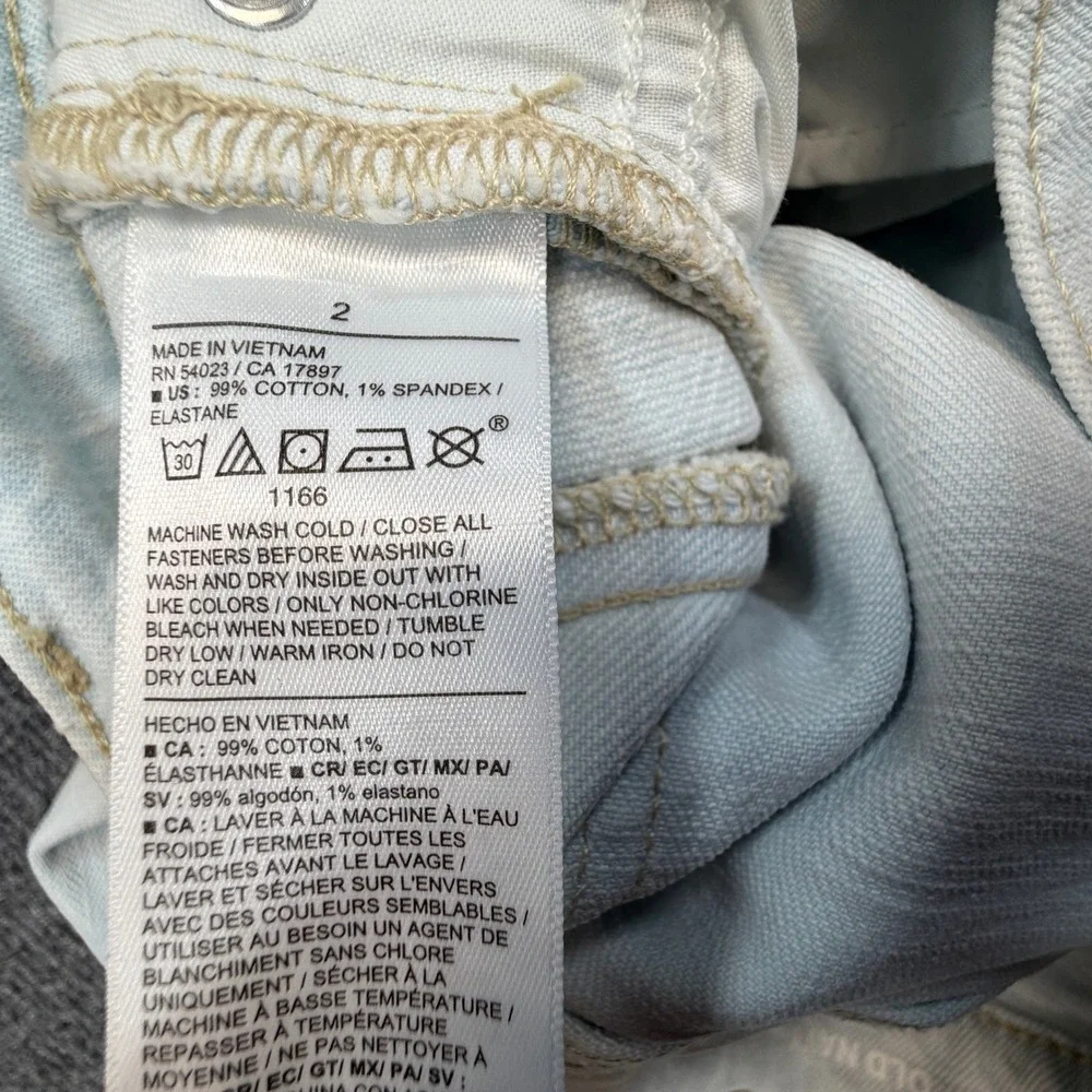 Old Navy High Rise Baggy Barrel Leg Jeans Womens 2 Light‎ Wash Blue Seam Detail